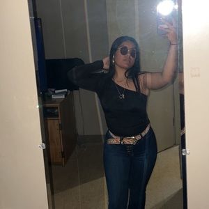 Meet your Posher, Mayra